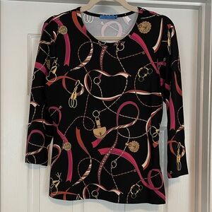 J.McLaughlin Signature Knit 3/4 Sleeve Crewneck in Equestrian Print Medium